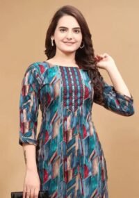 Stylish Comfort: Printed Combo Kurtha Set for Women - Image 4